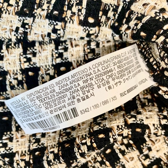 XS Zara patterned skirt with buttons - Picture 9 of 9